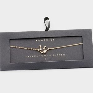 Gold AQUARIUS Zodiac Pendant Charm Bracelet